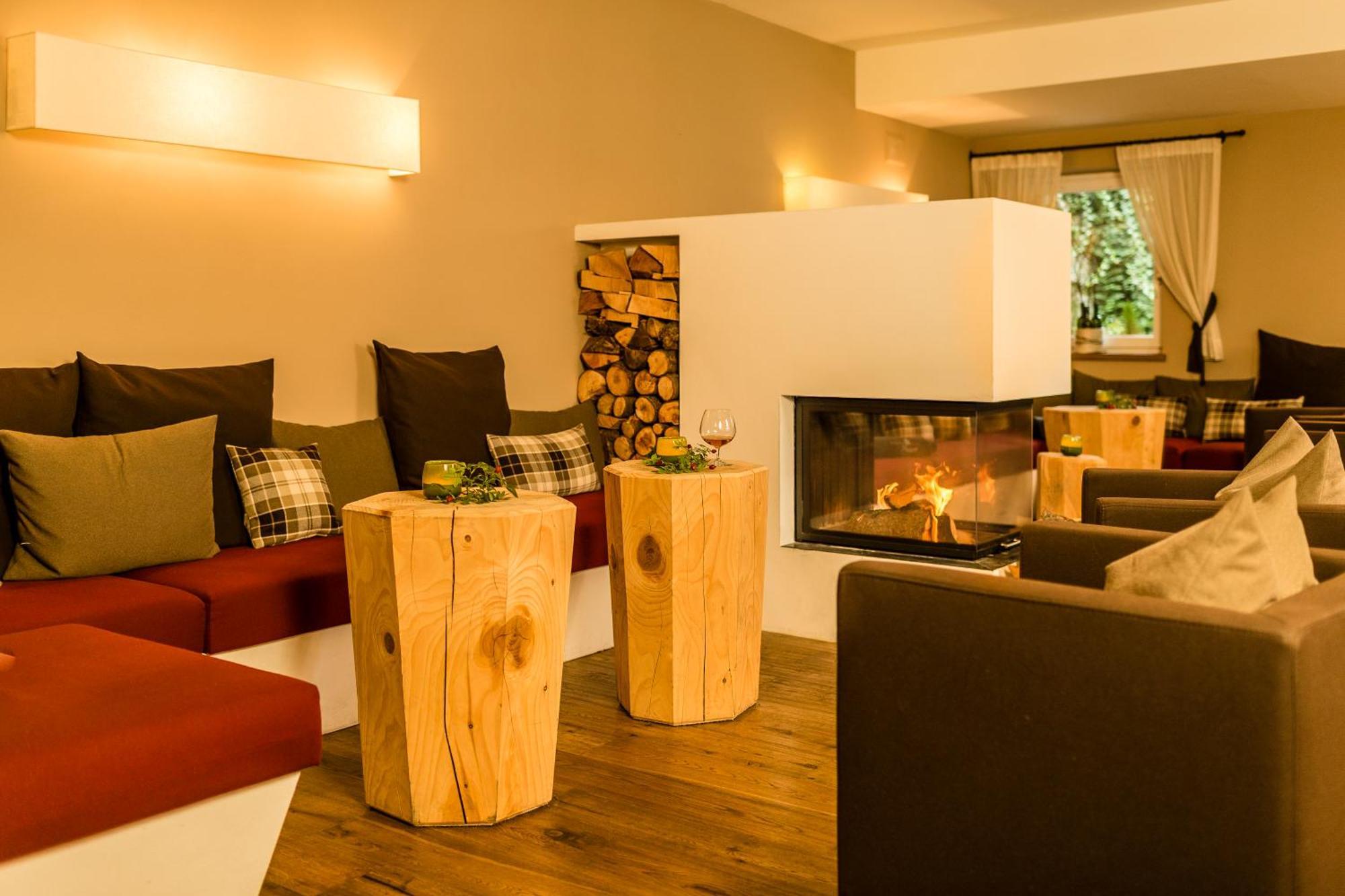 Hotel Mitterplatt Schenna Ngoại thất bức ảnh